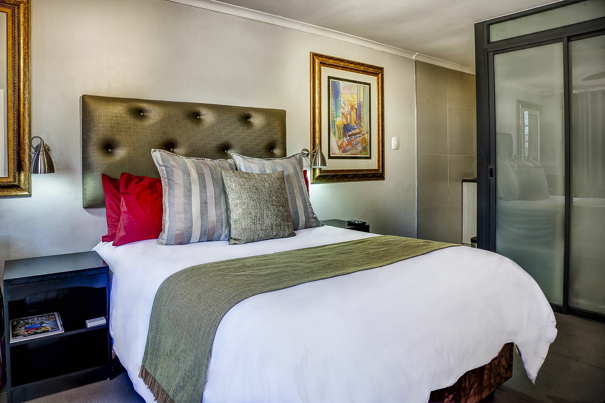 Yalla Yalla Boutique Hotel Уитбанк Екстериор снимка