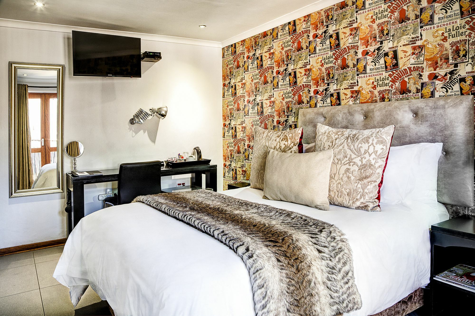 Yalla Yalla Boutique Hotel Уитбанк Екстериор снимка